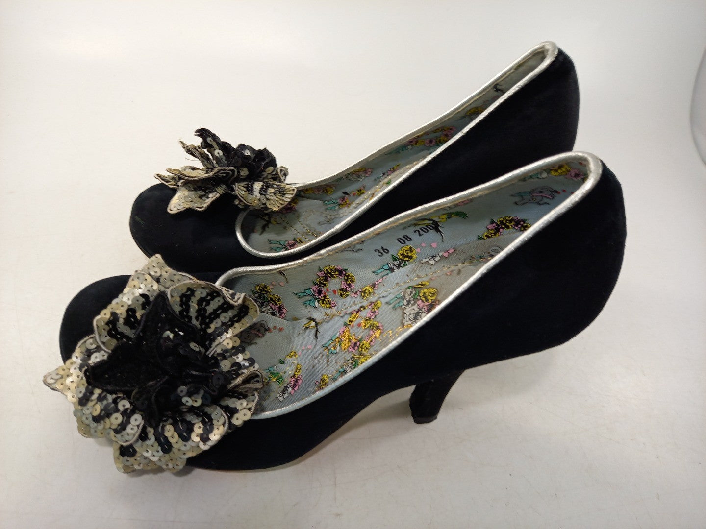 6